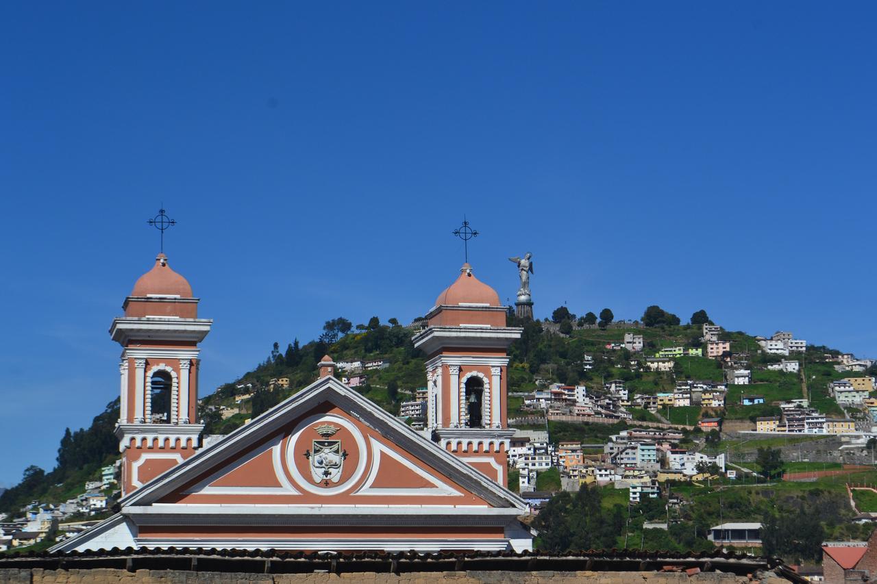 Hostal Quito Cultural エクステリア 写真