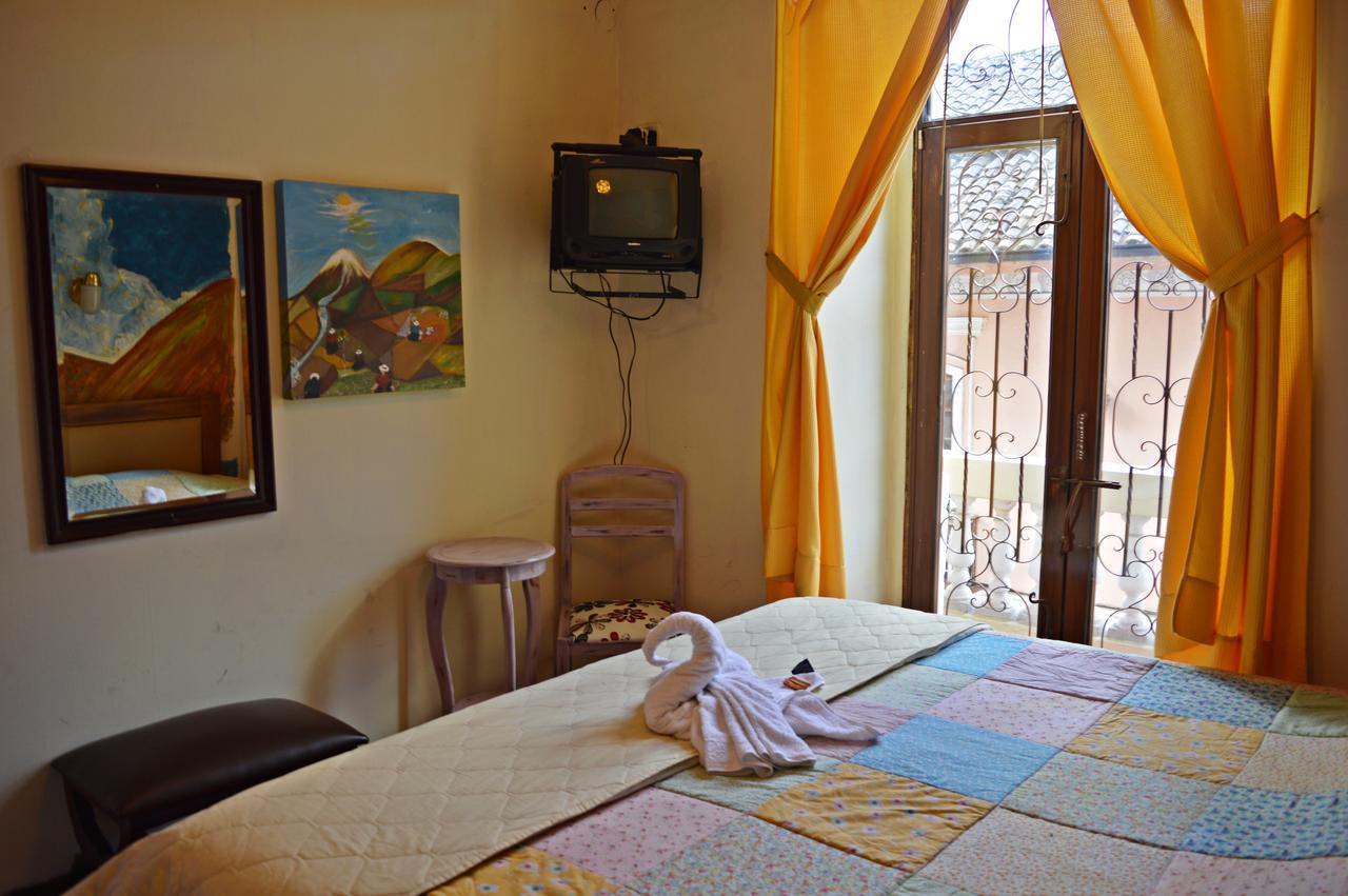 Hostal Quito Cultural エクステリア 写真